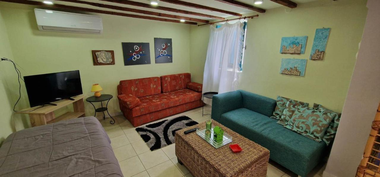 Alexanderland Apartment Pélla Екстериор снимка